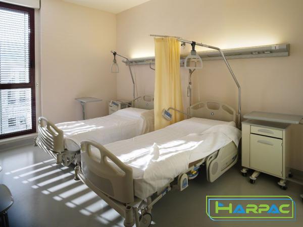 The price of versacare hospital bed + wholesale production distribution of the factory